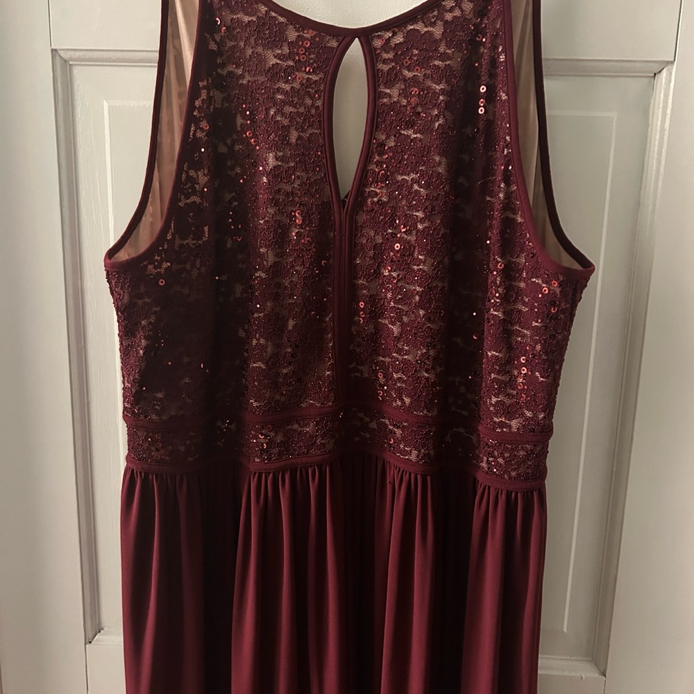 20w cranberry formal dress